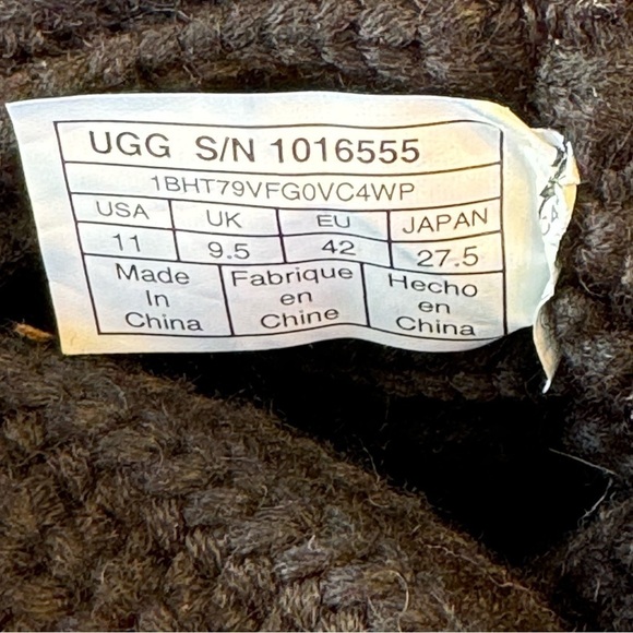 UGG classic Candy button detail knit boots size 11 - Picture 7 of 10
